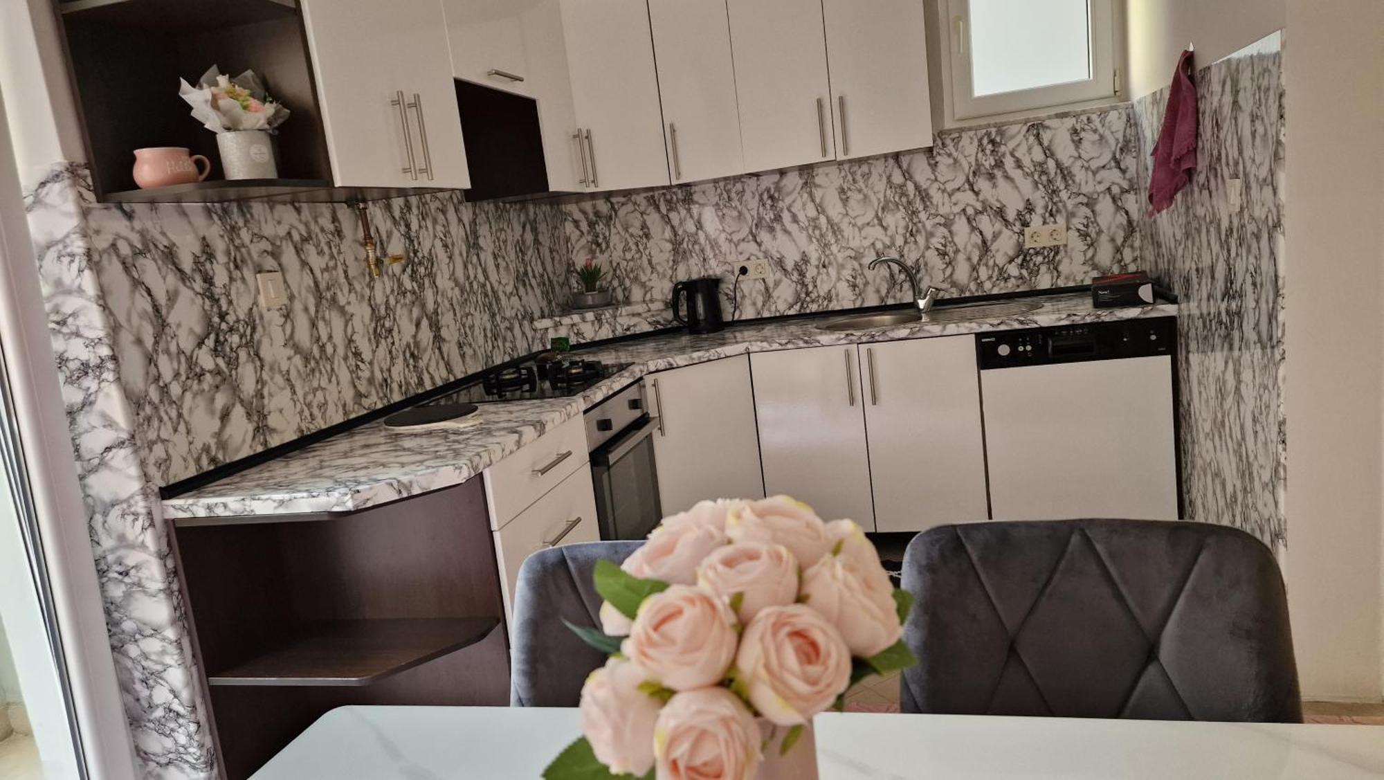 Apartment In Medias Res Aparheartmant *